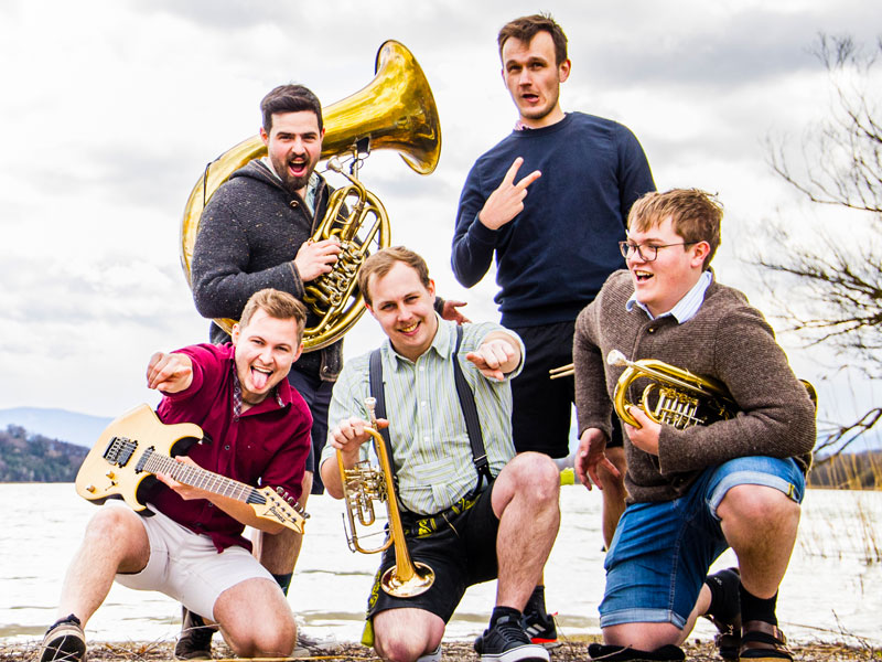 BaamBrass